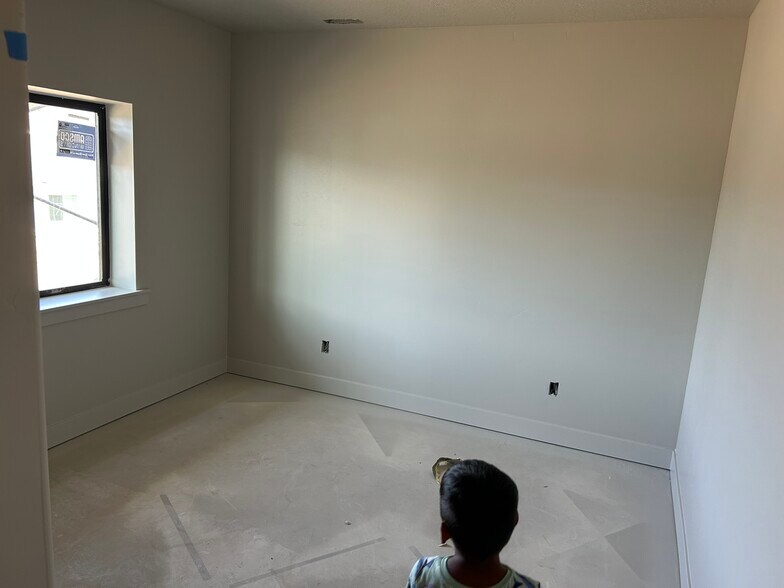 Building Photo - 1316 W 800 S
