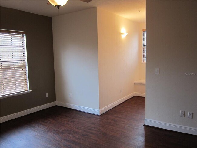Building Photo - 2602 SW 87th Dr