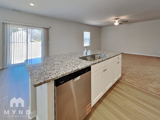 Building Photo - 349 Taverners Ln