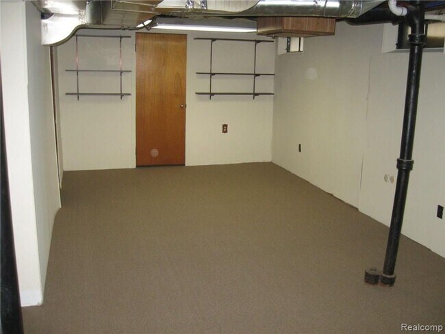 Building Photo - Remodeled Home