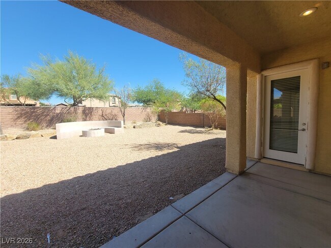 Building Photo - 9338 Wilderness Glen Ave