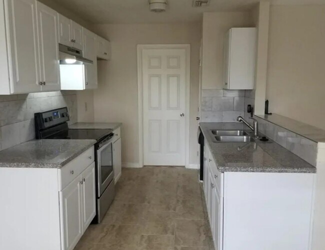 Building Photo - 4327 Townes Forest Rd