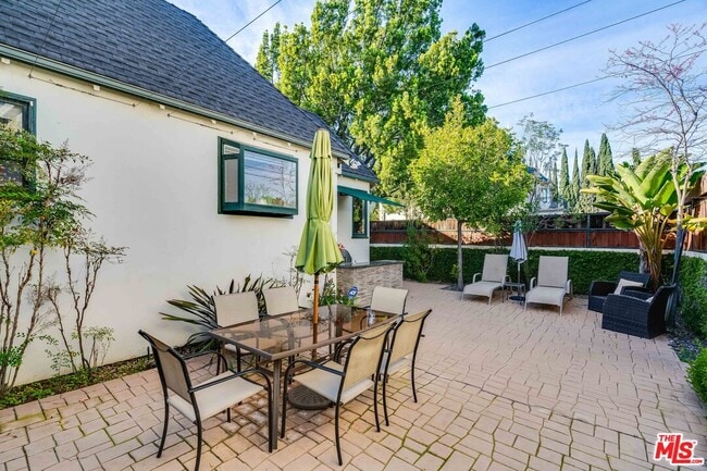 Building Photo - 200 S Wetherly Dr