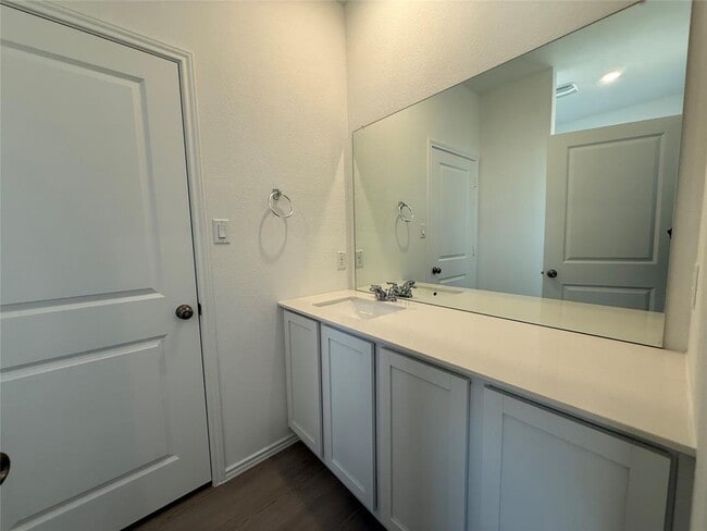 Building Photo - 202 Cibolo Crk Lp
