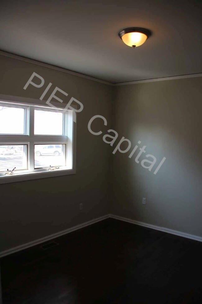 Building Photo - 2824 163rd Pl