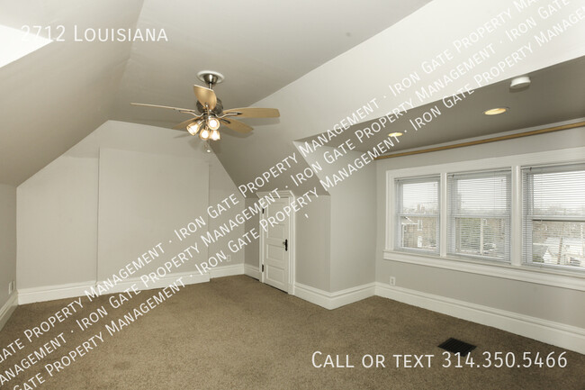 Building Photo - 2712 Louisiana-