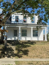 Building Photo - 1198 Wilson Ave