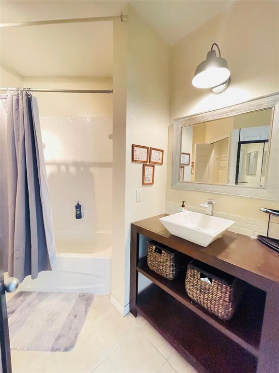 Building Photo - 8201 Claire Ann Dr