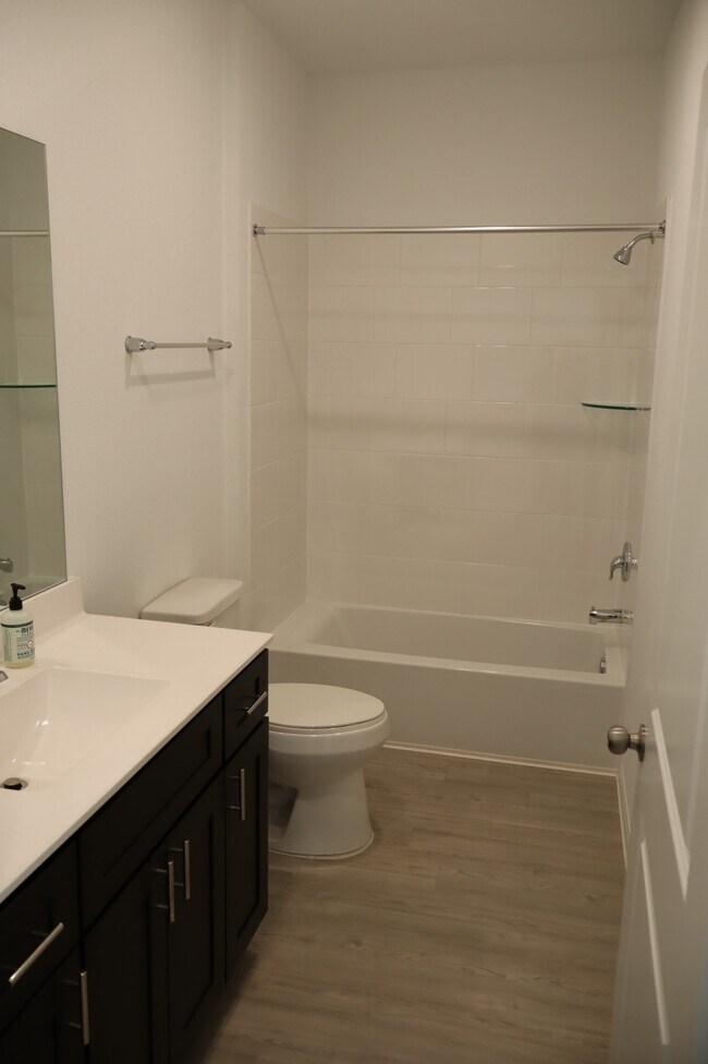 Building Photo - 18234 Calabria Hbr Trl