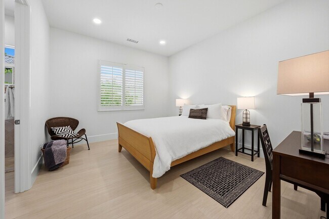 Building Photo - 51493 Marbella Ct