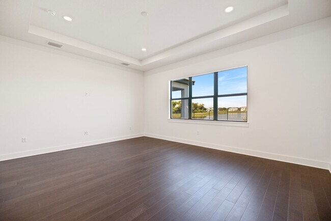 Building Photo - Brand New spacious 4bd/3.5bth Sarasota Hom...