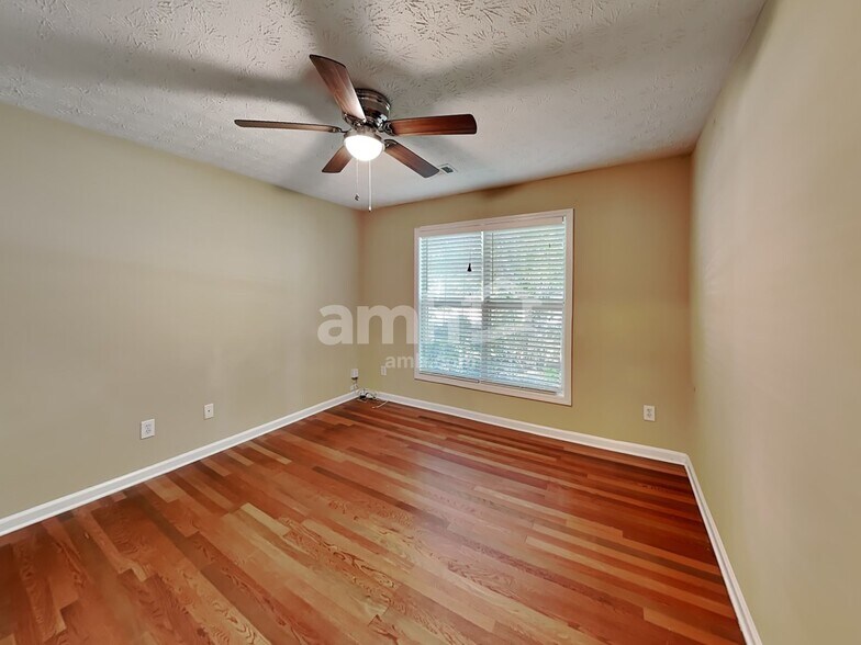 Building Photo - 3668 Jackson Bluff Dr