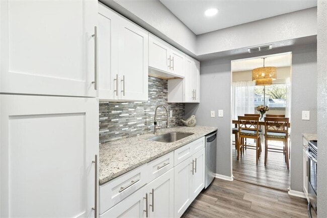 Building Photo - 6305 Morningmist Ct