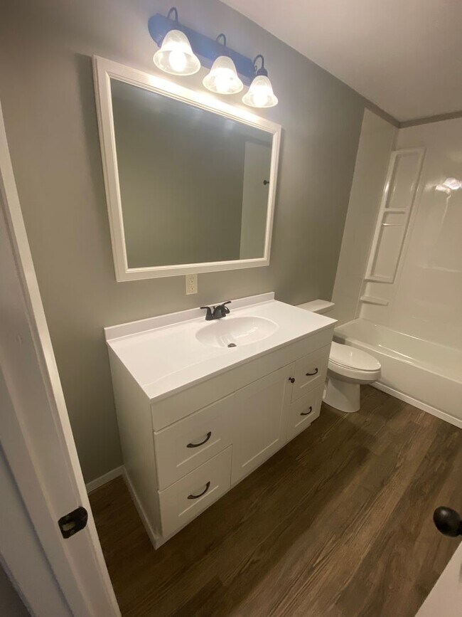 Building Photo - For Sale with Owner Financing!