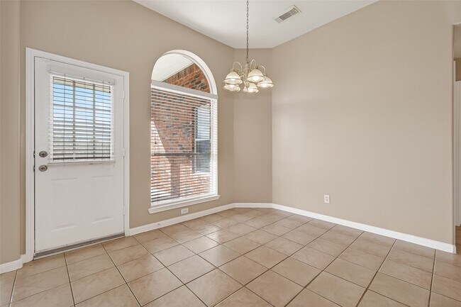 Building Photo - 18727 Forest Deer Rd