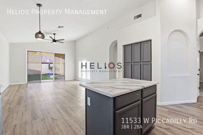 Building Photo - 11533 W Piccadilly Rd