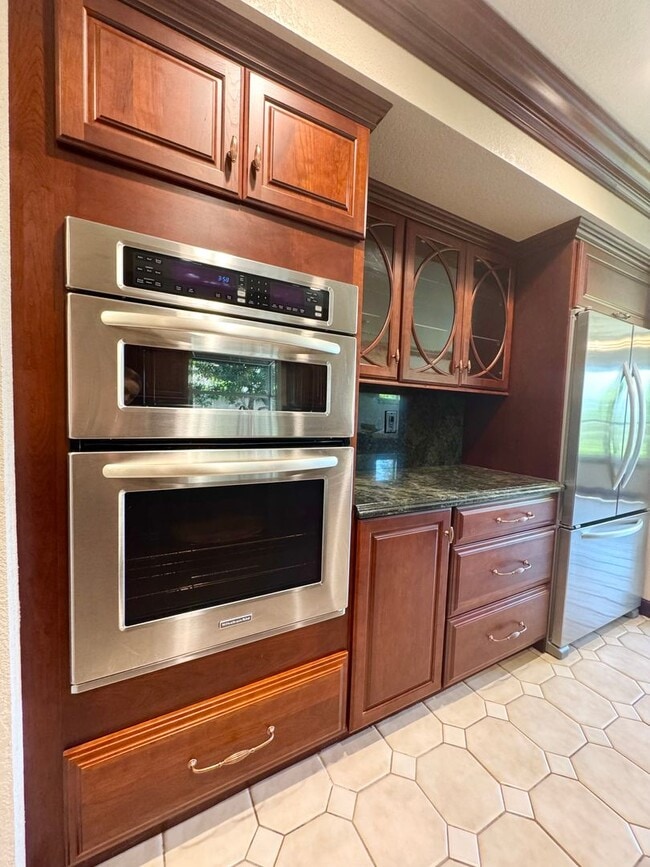 Building Photo - 1855 Gold Hills Dr