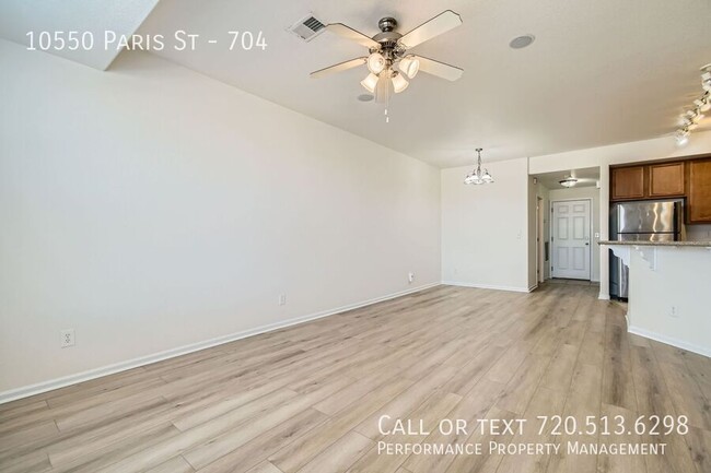Building Photo - 10550 Paris St