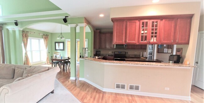 Building Photo - 27001 Ashgate Crossing