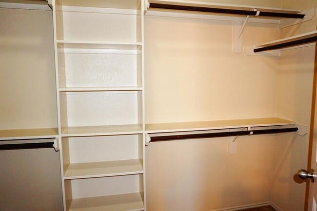 Building Photo - 22007 Silverfield Park Ln