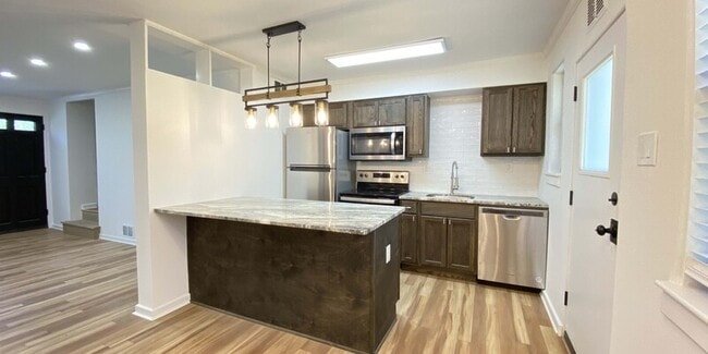 Primary Photo - Faris Ridge Condominiums