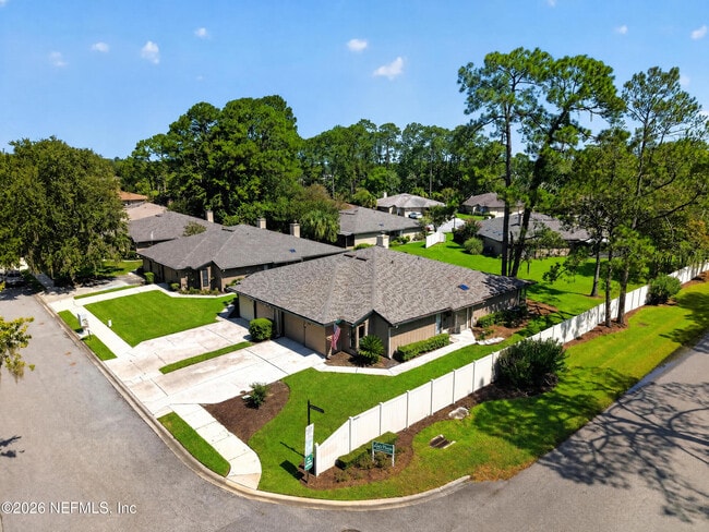Building Photo - 9351 Arbolita Way