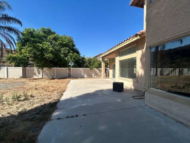 Building Photo - 2191 S Wild Canyon Dr