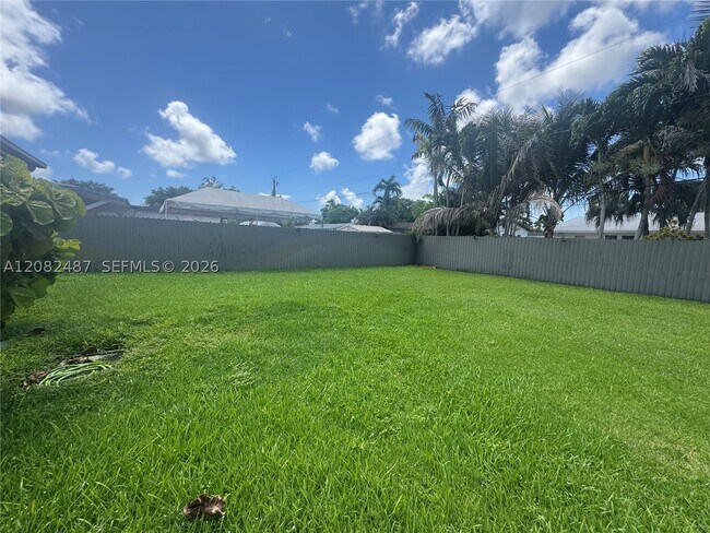 Building Photo - 8640 SW 125th St