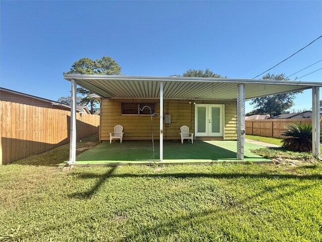 Building Photo - 12842 Corpus Christi St