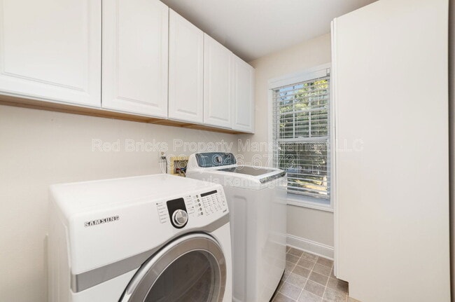 Building Photo - 1622 Wilburn Park Ln NW