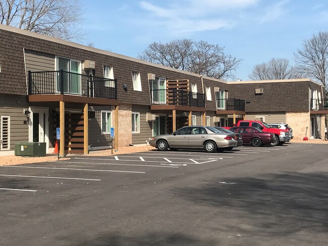 Building Photo - 2911 7th Ave
