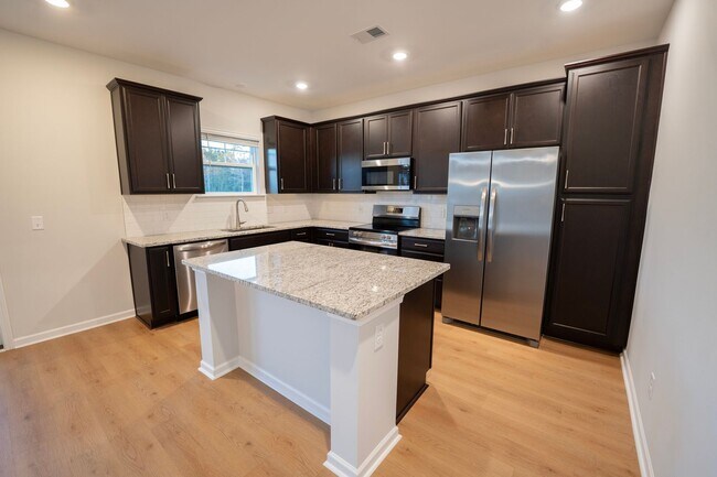 Building Photo - Available Soon!