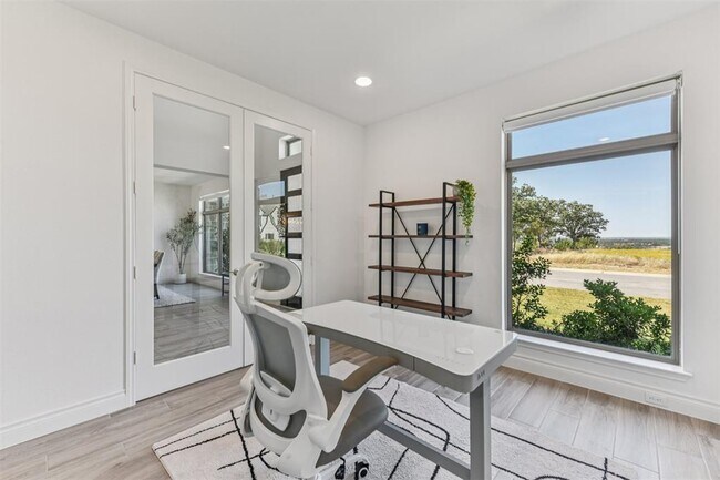 Building Photo - 253 Rosetta Lp