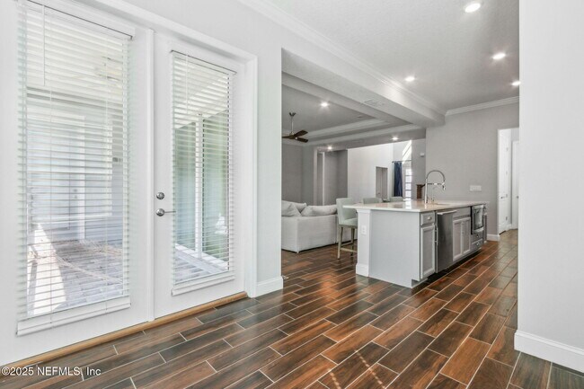 Building Photo - 84 Waterline Dr