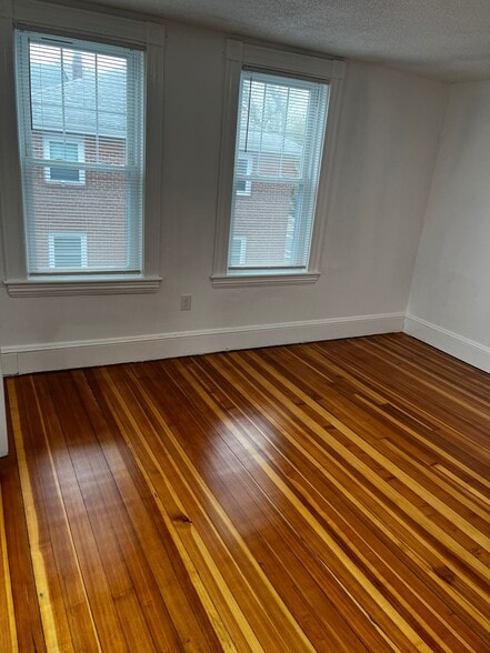 bedroom 2 - 279 E Squantum St