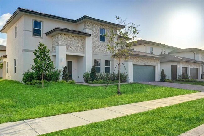 Building Photo - 12328 SW 43rd St