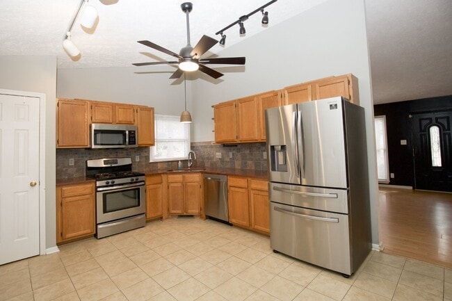 Building Photo - Charming 3 Bedroom Home in Pinehurst with ...