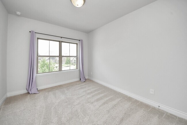 Building Photo - 4218 Bald Cypress Ct