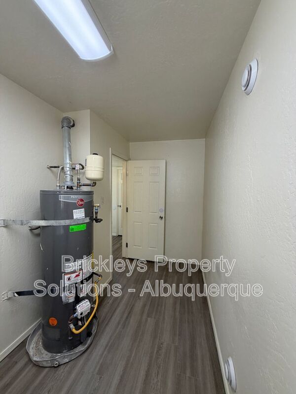 Building Photo - 5409 6th St NW