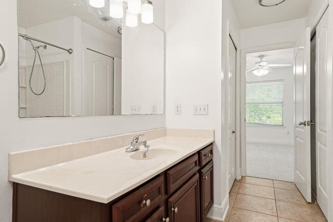 Building Photo - 2168 Hadleigh Hills Ct