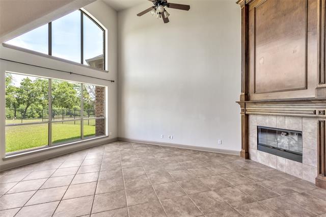Building Photo - 1832 Canyon Ct