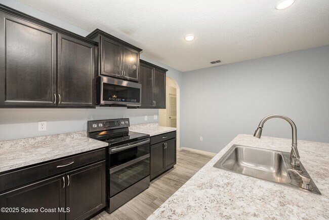 Building Photo - 4350 Pagosa Springs Cir