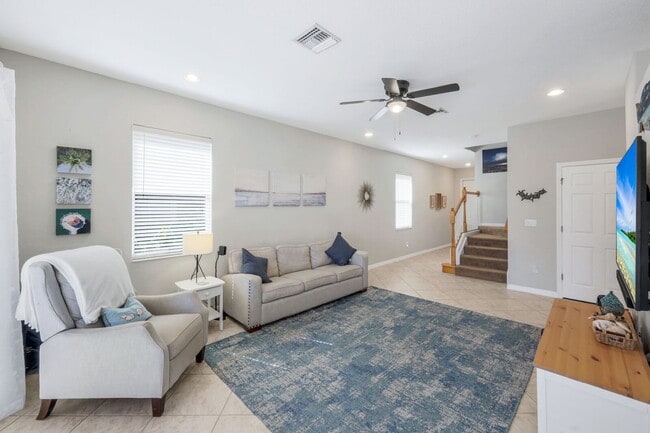 Building Photo - "Spacious 3-Bedroom Condo Retreat in Estero – 2.5 Baths & 2,282 Sq. Ft. of Comfort!" Available De...