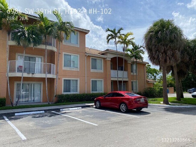 Building Photo - 6984 SW 39th St