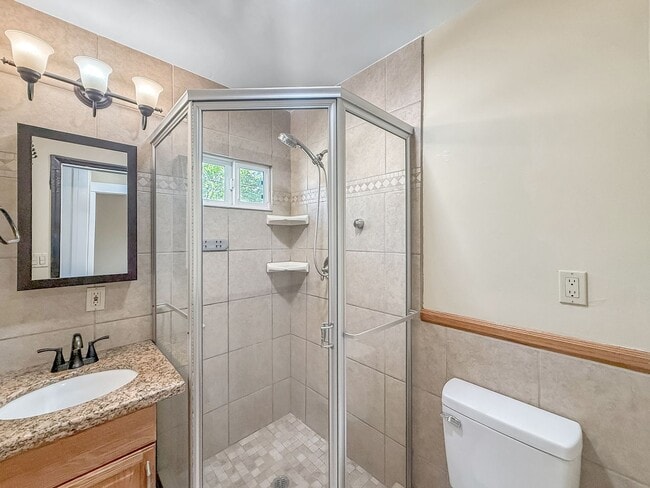 Building Photo - Beautiful 2B/1BA Home in Escondido!