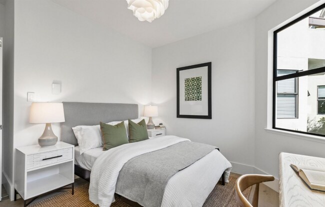 Building Photo - Charming Two Bedroom Condo in Mission Dolores - Please Contact for Showing Availability!