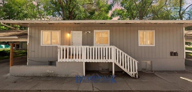 Building Photo - 759/761 Jackson Ave