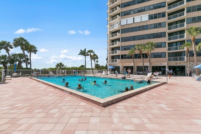 Building Photo - Beachfront High-Rise Condo | Fully Furnished 2BR Annual Rental