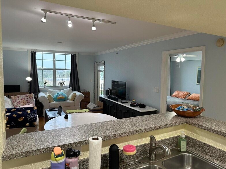 Primary Photo - 1801 N Flagler Dr