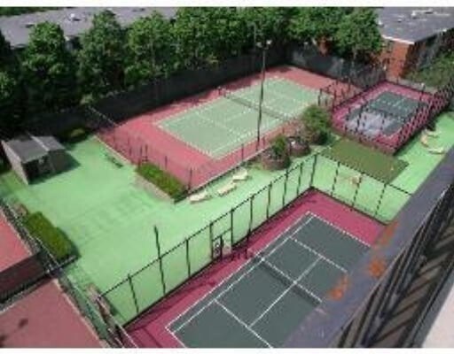 Building Photo - 44 Washington St